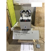 Máy dập ghim 2 đầu